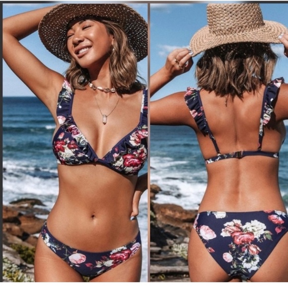 CUPSHE | BWOT Floral Bikini Set Sz Medium - Picture 3 of 7